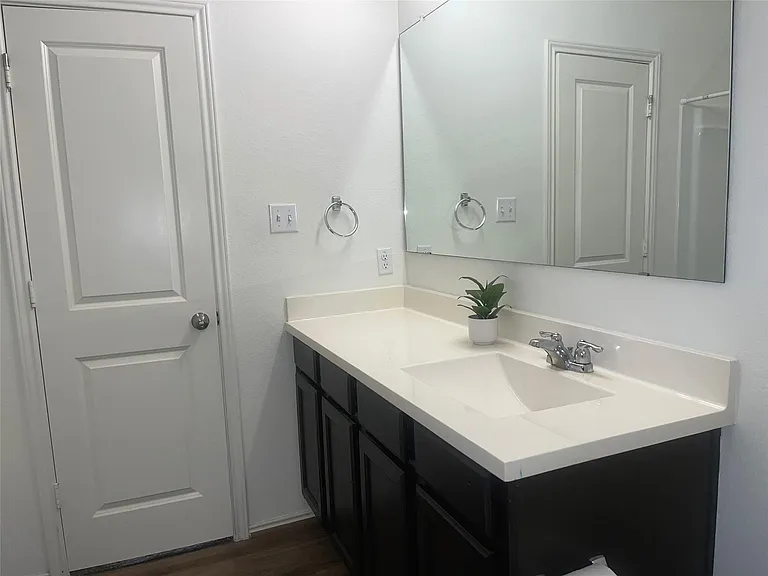 117 Galaxy Way — Photo 11