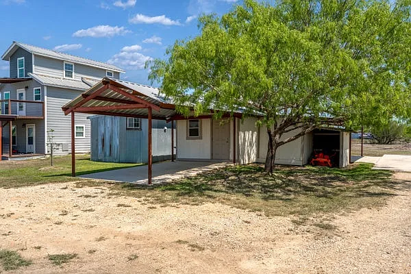 286 Castin Ln — Photo 26