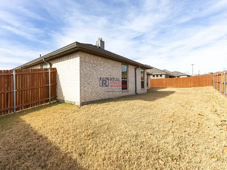 124 Mesa Dr — Photo 26