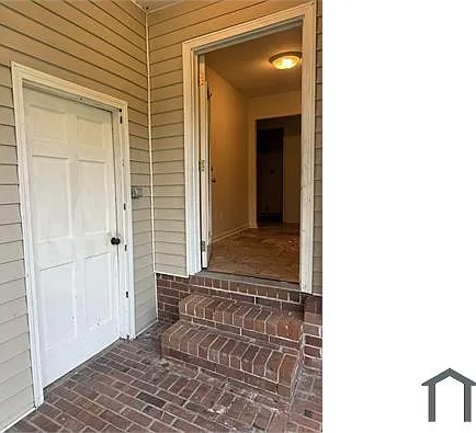 156 Greencrest Dr — Photo 10