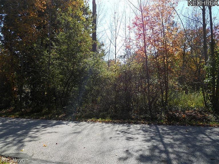 2nd image of Overlook Rd