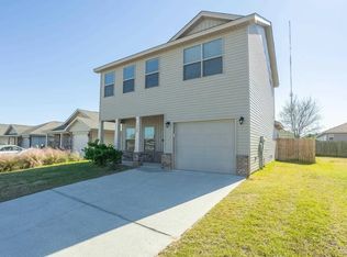 1909 Crosscreek Cir, Gulf Breeze, FL 32563