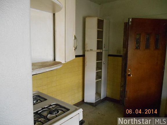 5th image of 2518 W Broadway Ave
