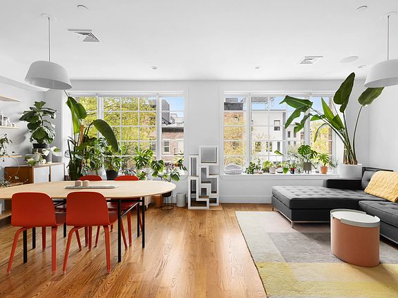 2nd image of 368 Gates Ave #3