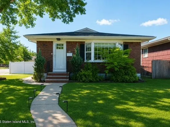 182 Oakdale St, Staten Island, NY 10308