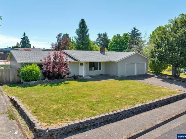 2905 NW Stewart St, Corvallis, OR 97330