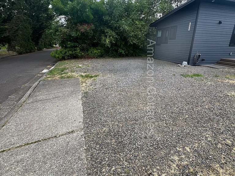 522 E 30th Ave — Photo 30
