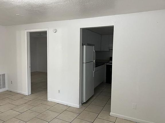 5th image of 1834 E 138th Ave