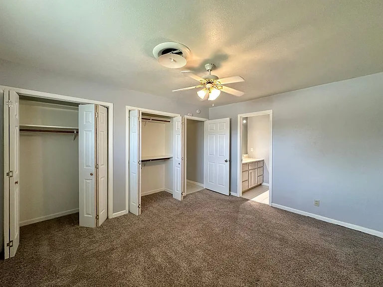 1801 Glendale Dr — Photo 27