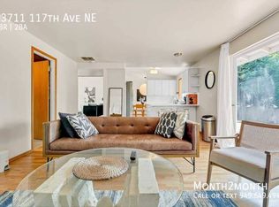 13711 117th Ave NE, Kirkland, WA 98034