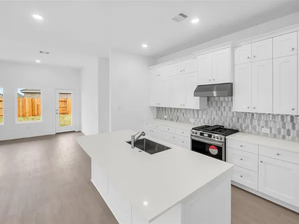 18303 Orchid Manor St, Crosby, TX 77532