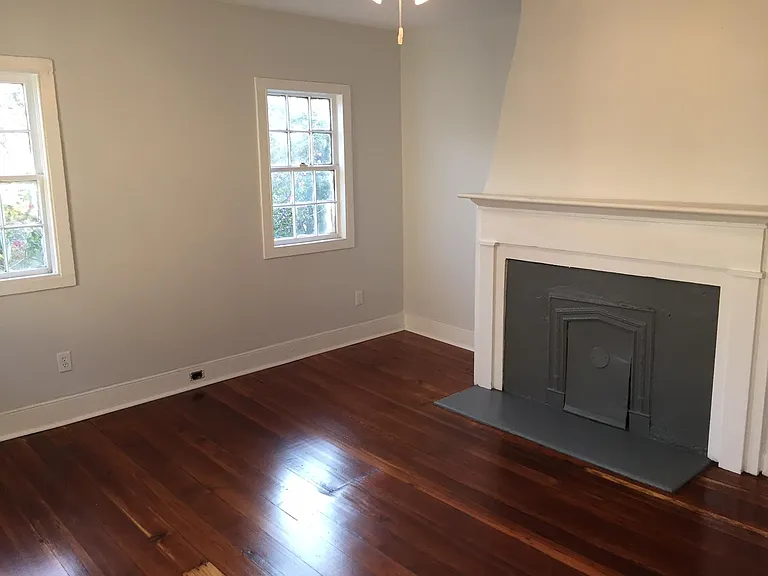 66 Ashe St #B — Photo 5