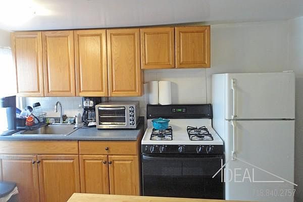 2nd image of 137 Huntington St APT 1