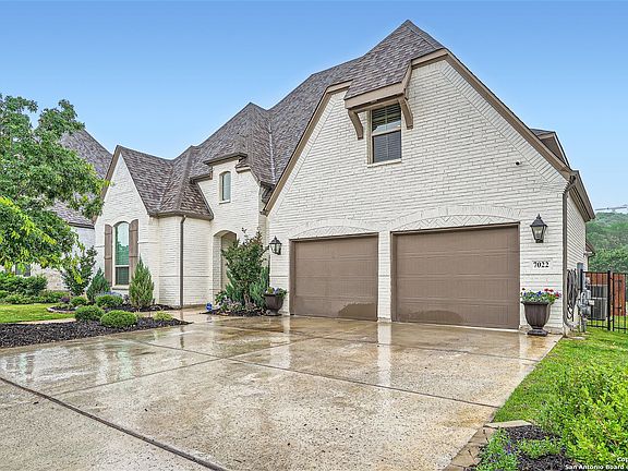 3rd image of 7022 CANTERA MANOR BLVD