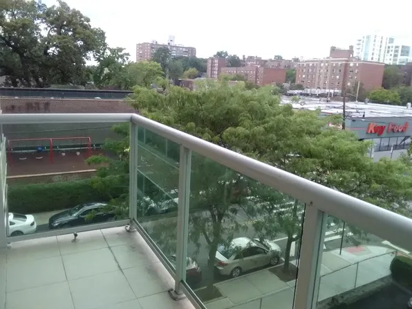 531 West 235th Street image 5 of 9