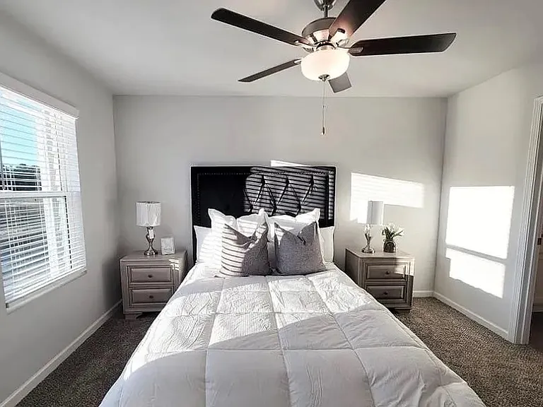 137 Village Green Dr — Photo 3