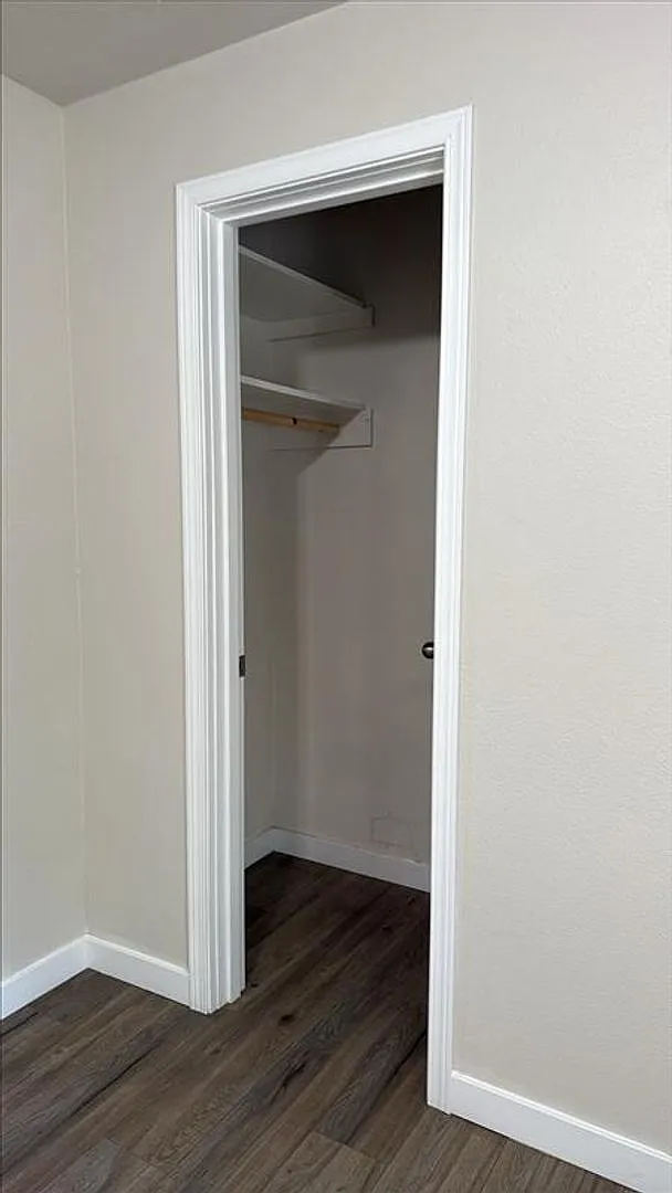 9240 Garrison Rd Apartments — Photo 3