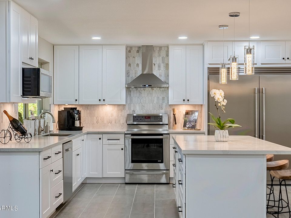 1st image of 4850 E POINSETTIA Drive