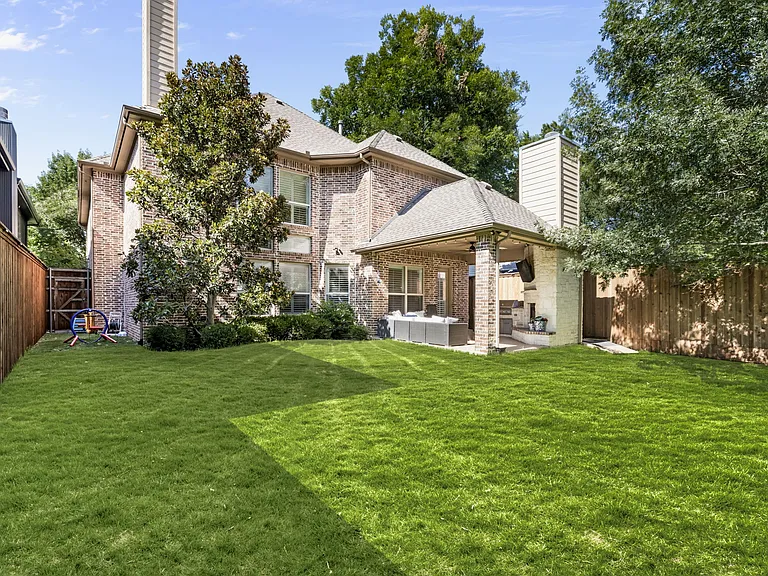 5820 Prospect Ave — Photo 44