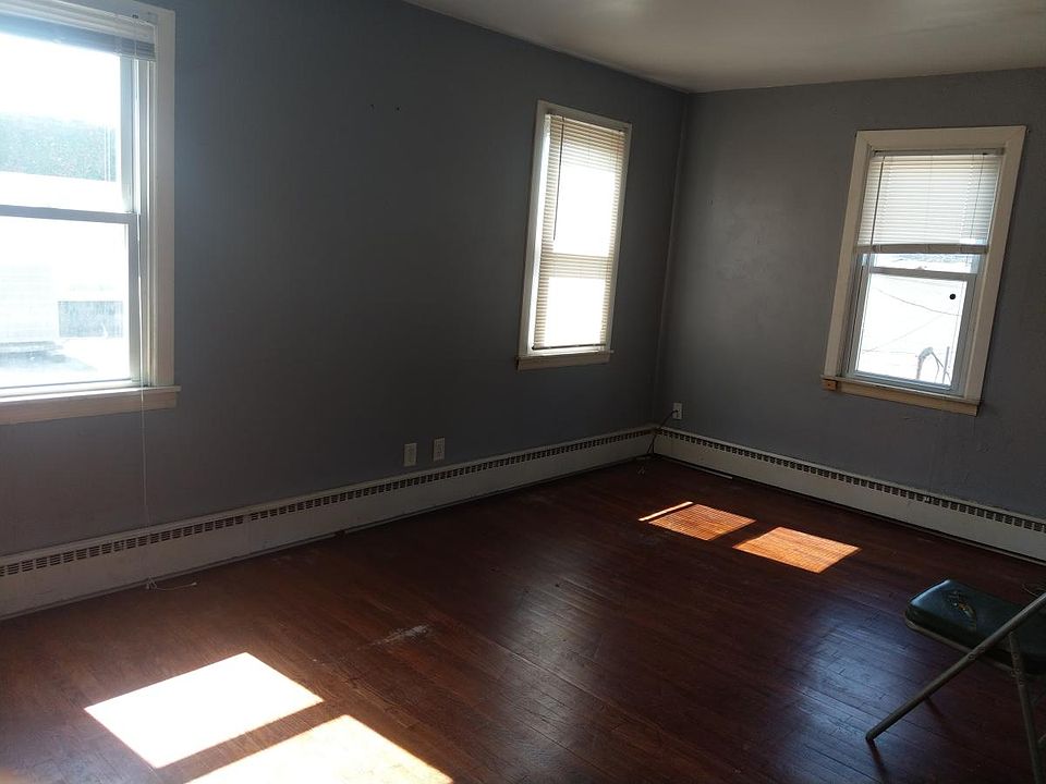 8608 Kennedy Ave Highland IN Zillow