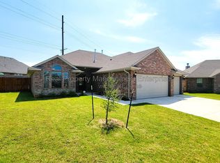 4500 Oasis Ct, Yukon, OK 73099