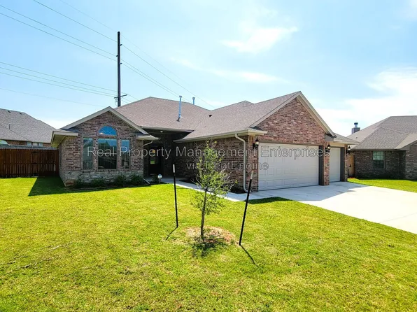 4500 Oasis Ct, Yukon, OK 73099