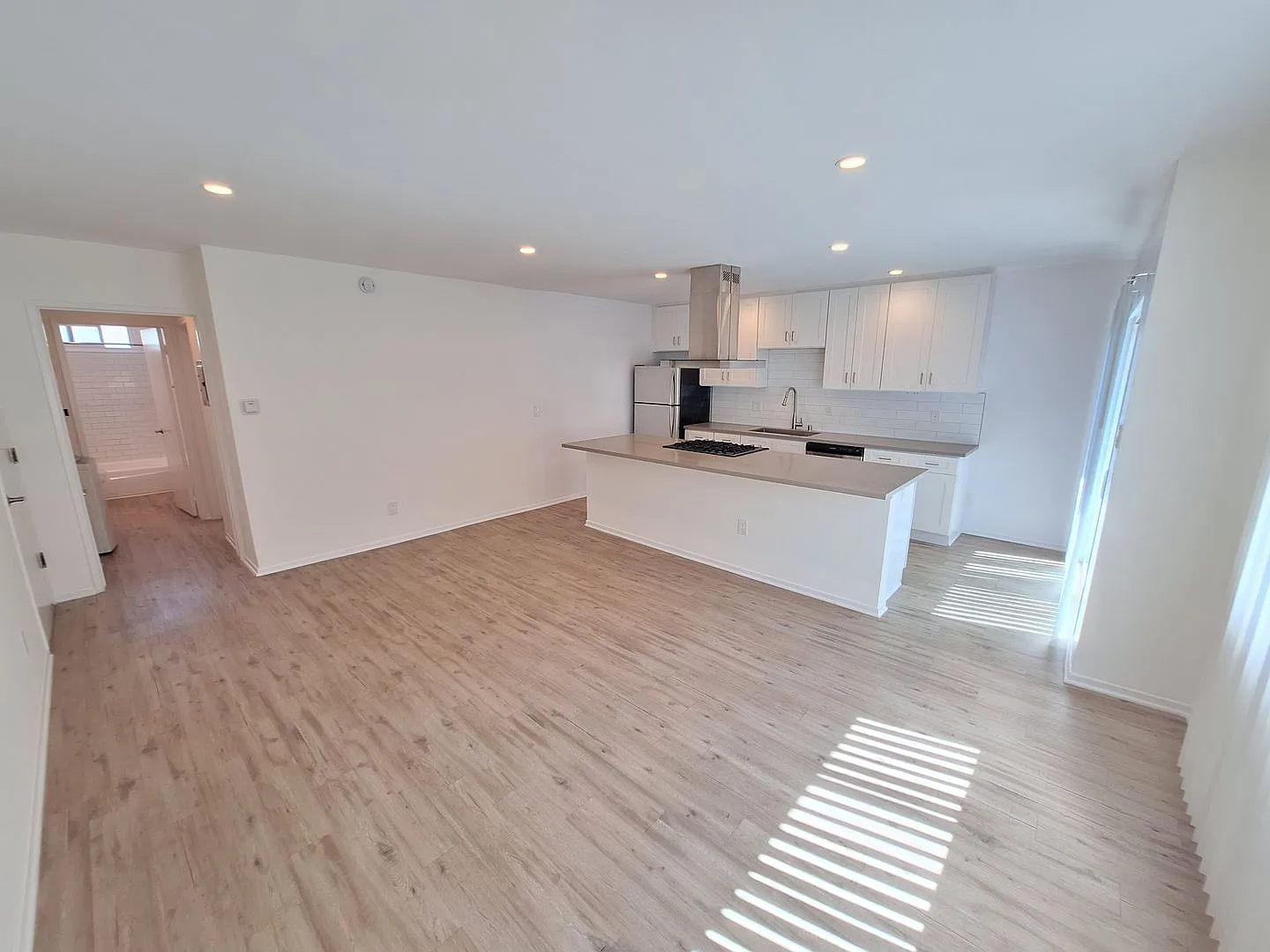 1 bed, 1.0 bath, 800 sqft, $2,750 — Photo 3