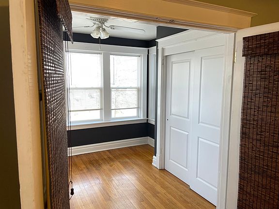 Front sun room / bedroom