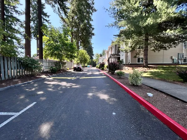 foster Heron Park , 12520 SE Foster Rd #1, Portland, OR 97236