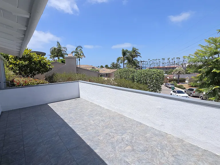 7920 Avenida Alamar — Photo 42