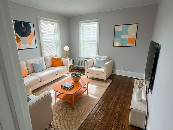 3rd image of 583 Averill Ave APT 2