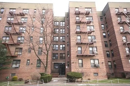 2555 Batchelder St APT 5C photo 1