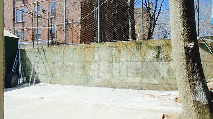 Sold by Matthew Gros-Werter, LREB  | media 6