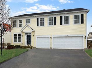 1785 Ruzich Dr, Bartlett, IL 60103