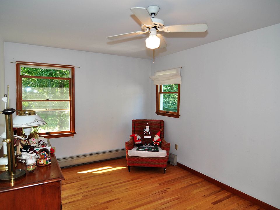 1st image of 12 Lincoln St