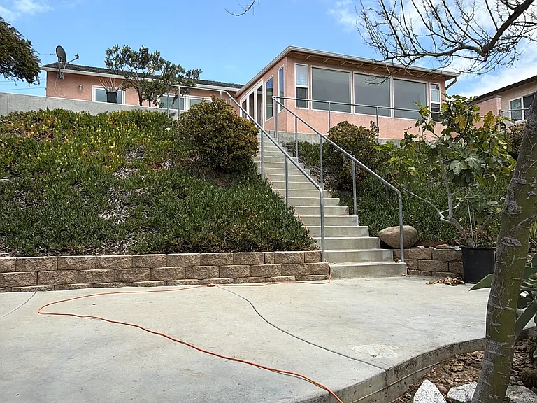 134 Las Flores St — Photo 17