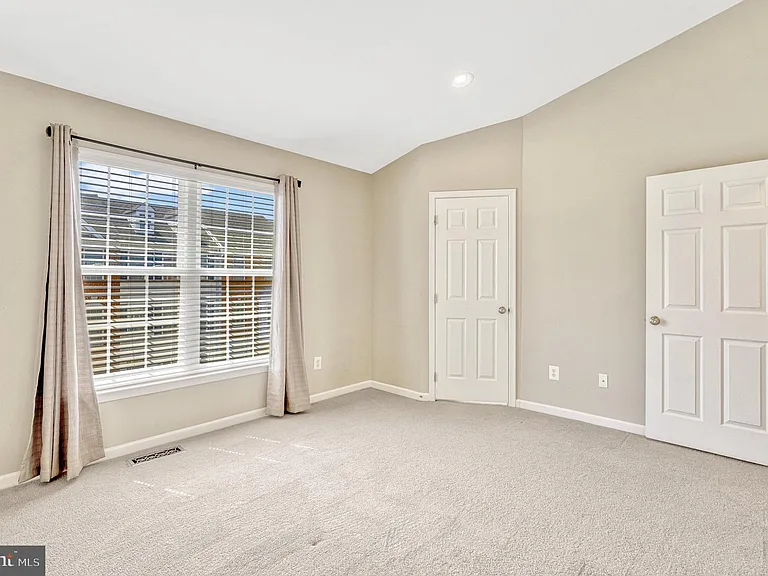 25368 Shipley Ter — Photo 16