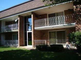 1102 Mercury Dr UNIT 2C, Schaumburg, IL 60193