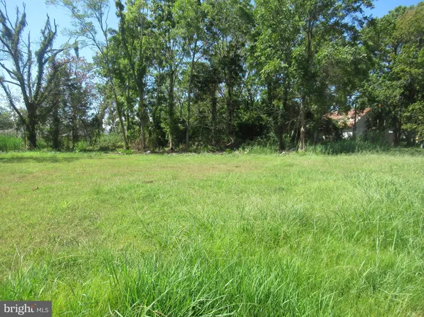 0 S 1st St, Crisfield, MD 21817