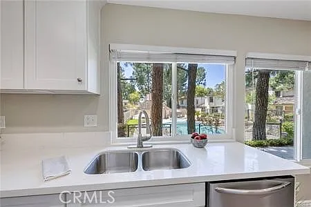 801 Vista Ct — Photo 9