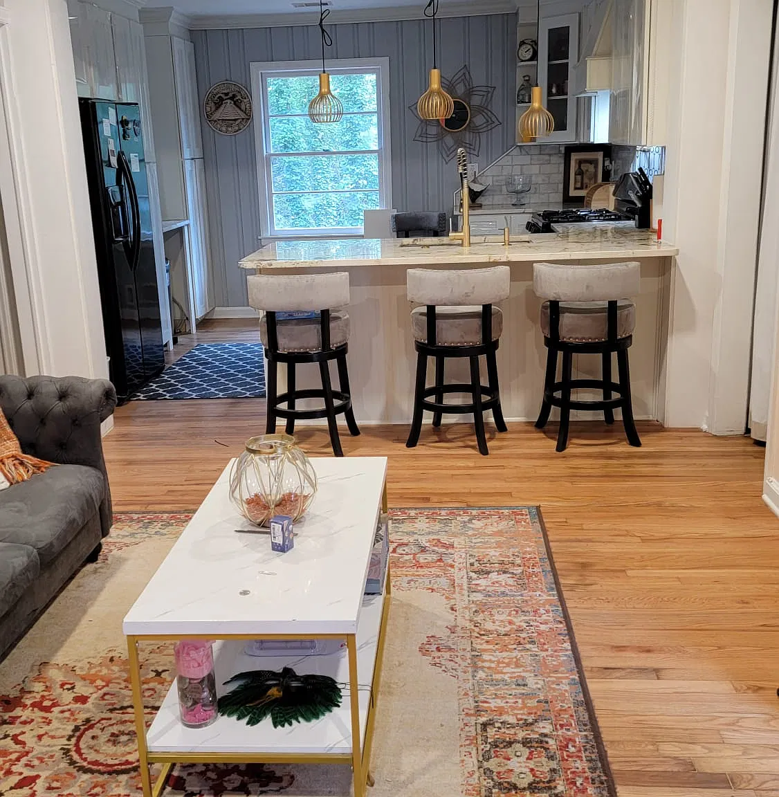 Ridgecrest Ln — Photo 1