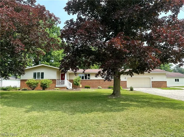 2599 Greenville Rd, Cortland, OH 44410