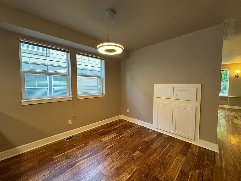2632 SW Myrtle St — Photo 9