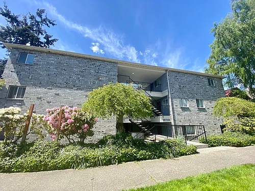 Free Credit Sound View, W/D, Deck, Garage, Quick Walk To Navy At Everett, Wa — Photo 1