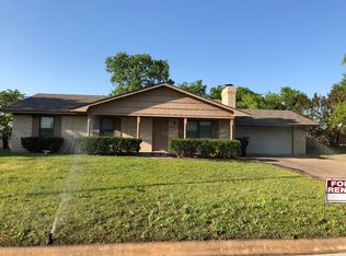 2210 Azalea Dr, Temple, TX 76502