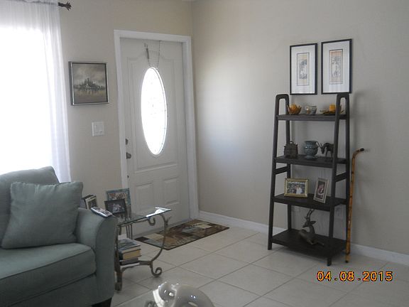 3rd image of 1473 SE Oakmont Ln