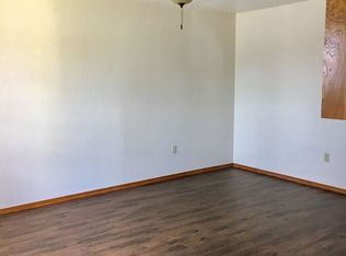 617-718 NE 2nd St #D2, Elgin, OK 73538