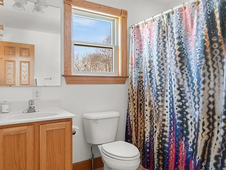 25 Pleasant St — Photo 19
