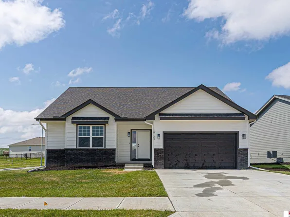 19134 Fir St, Gretna, NE 68028