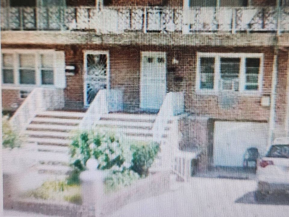 1st image of 1041 E 80th St